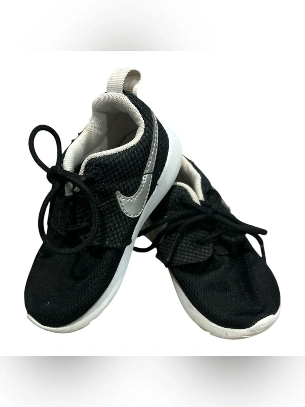 Nike Roshe One Toddler Shoes Size 7C Black Metallic Silver White Sneakers